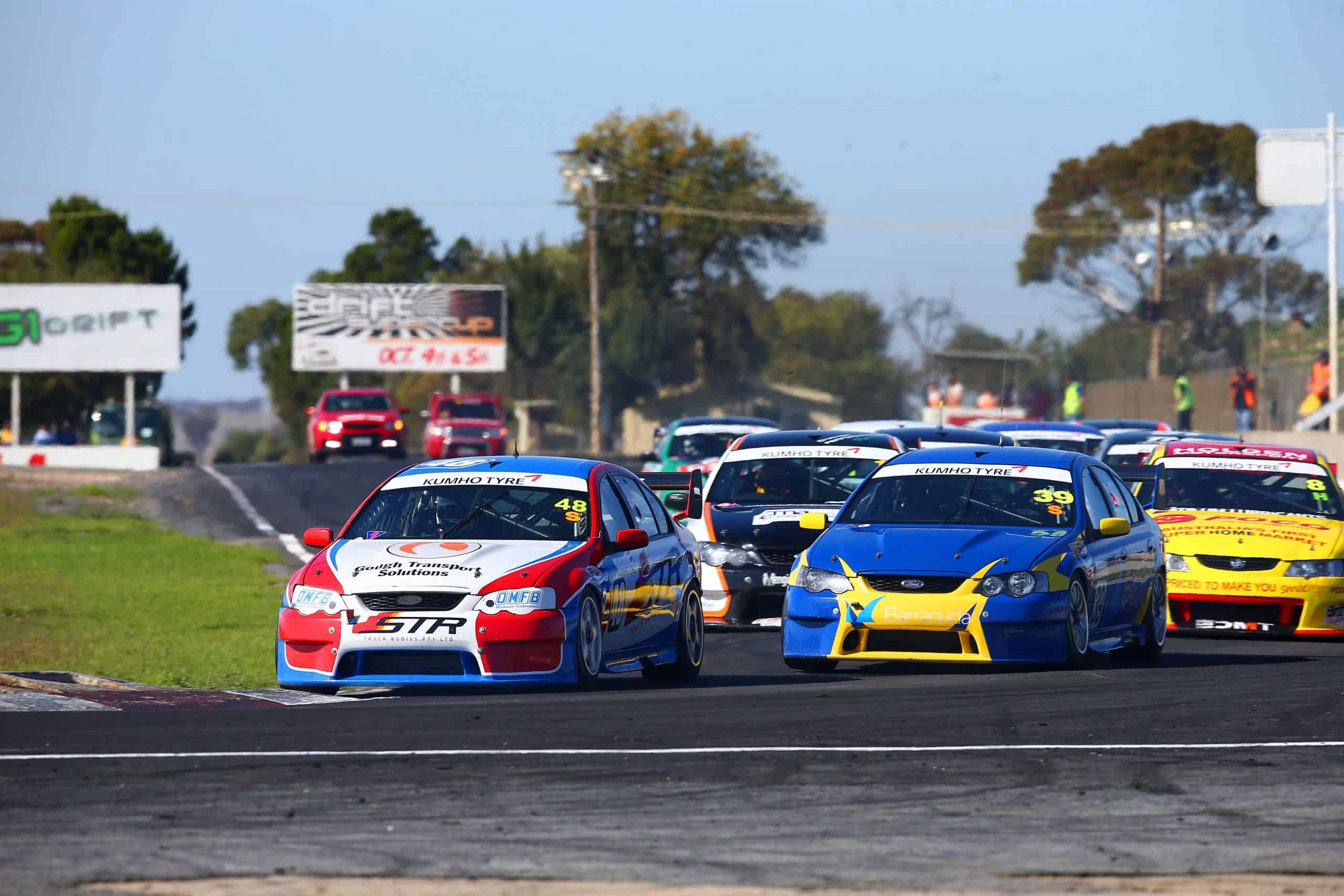 KUMHO V8 TOURING CAR SERIES CONFIRMS 2015 RACING CALENDAR - V8 Touring Car